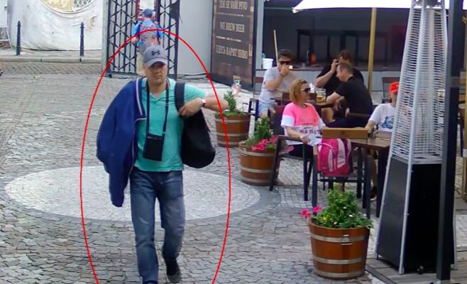 Благодаря невнимательному посетителю ресторана преступник «заработал» свыше 130 тыс. крон за несколько секунд