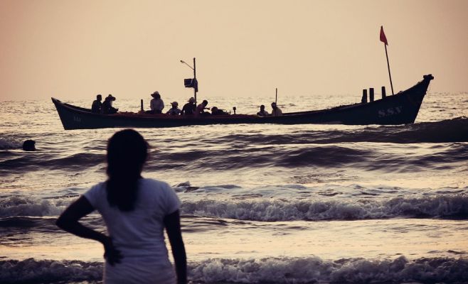 Премьер Чехии: беженцам не нужна помощь