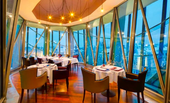 Топ-10 ресторанов Праги с шикарным видом на город