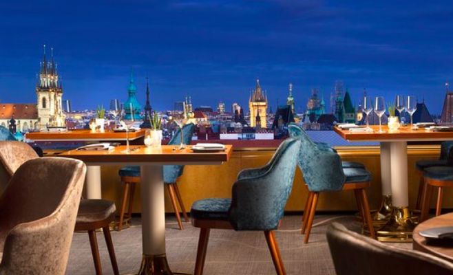 Топ-10 ресторанов Праги с шикарным видом на город