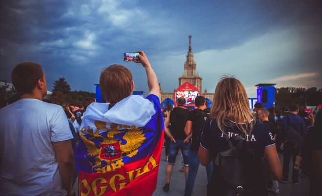 Как чехи относятся к русским, проживающим в Чехии?