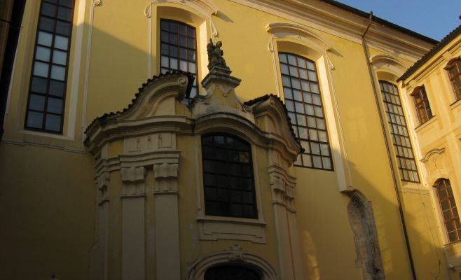 Бога здесь нет? Ватикан обеспокоен пражским костёлом, который стал ночным клубом