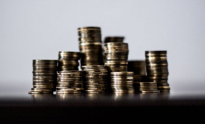 Чехов возмущает тот факт, что в вакансии не указывается размер зарплаты