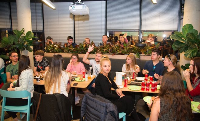 В Праге состоялся первый городской квест для ИТ гиков от Veeam Geek Hub