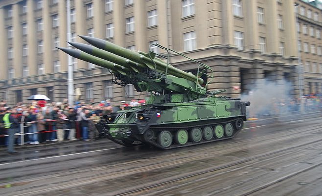 В Праге состоится крупнейший военный парад в истории Чехии