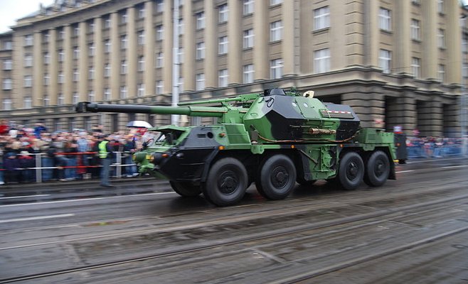 В Праге состоится крупнейший военный парад в истории Чехии