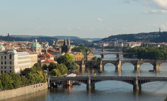 Большинство мостов в Праге находятся в плохом состоянии, включая Карлов мост