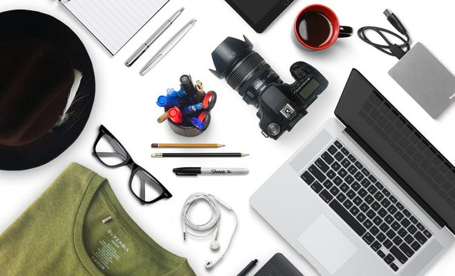 Конфискованные у преступников предметы роскоши теперь можно купить в магазине в Праге