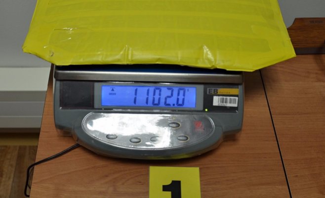 В пражском аэропорту задержан пожилой иностранец, перевозивший наркотики