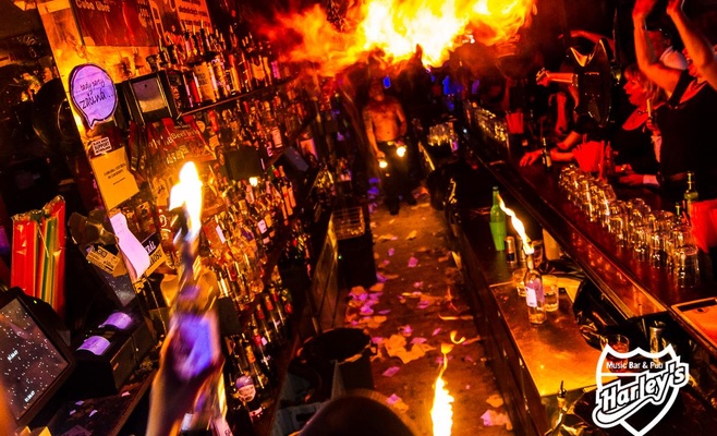 Harley's Cocktail & Music Bar