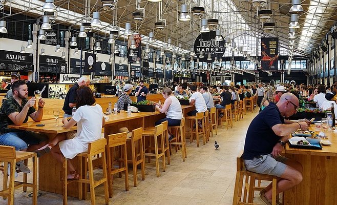 В центре Праги появится гастромаркет, как в Лиссабоне