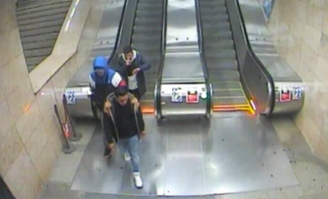 Неизвестный напал на школьников в пражском метро