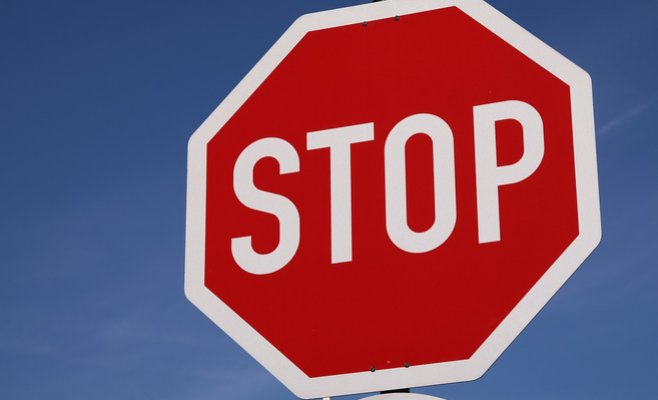 Новый знак предупредит водителей о въезде на встречную полосу движения