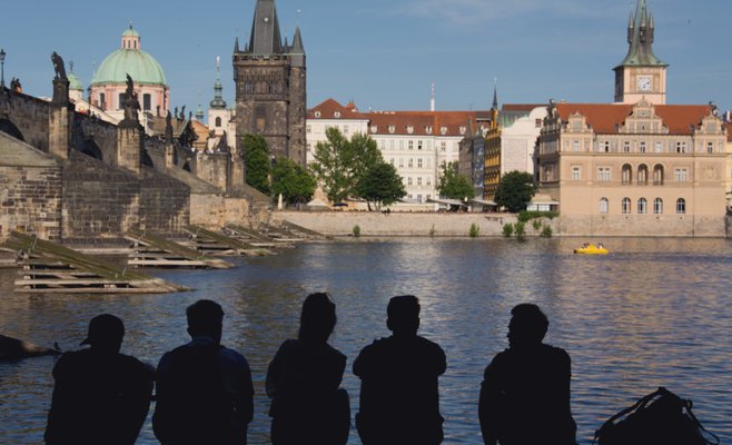 Опрос показал как чехи относятся к представителям разных стран