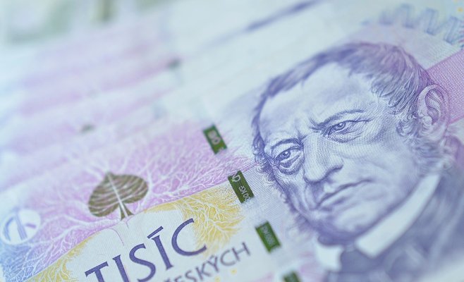 Украинцам хотят платить больше, чем чехам