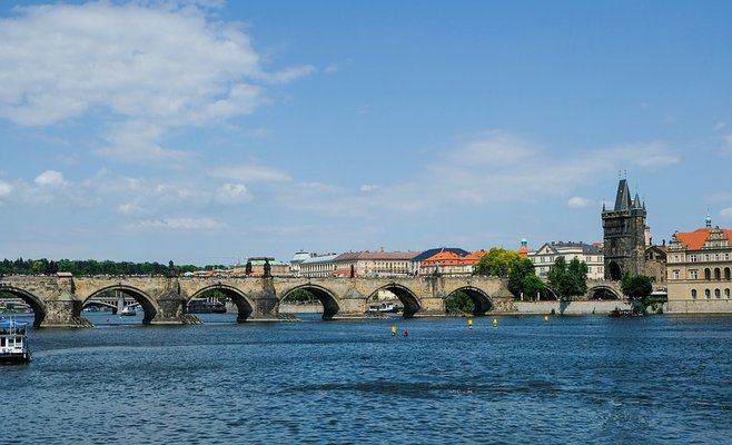 Археологи провели исследование дна Влтавы