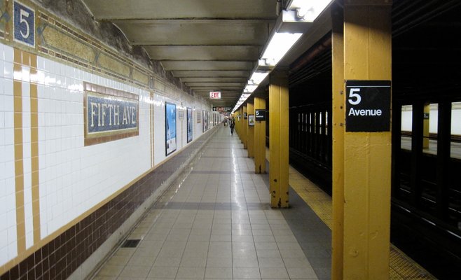 Чехию рекламируют в метро Нью-Йорка