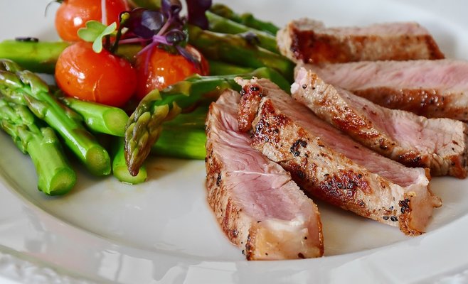 «Неправильное» мясо подавали в двух пражских ресторанах