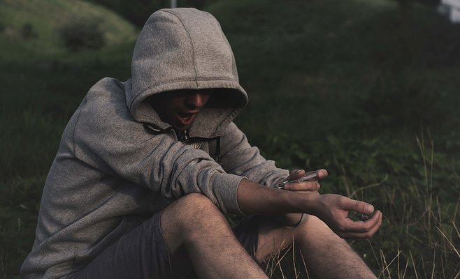 Чешские фирмы нанимают на работу наркоманов