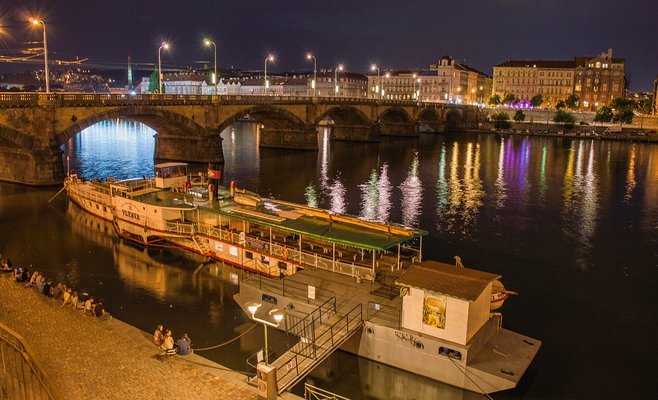 На набережных Праги больше нельзя шуметь