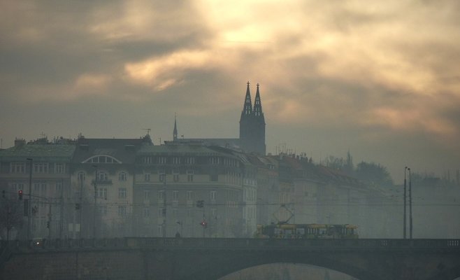 В Праге во время смога общественный транспорт будет бесплатным