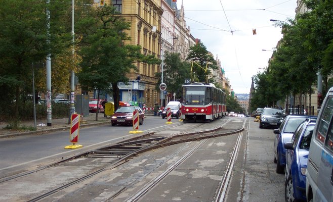В Праге улица Vinohradskа с 9 марта будет частично перекрыта из-за ремонта трамвайных путей