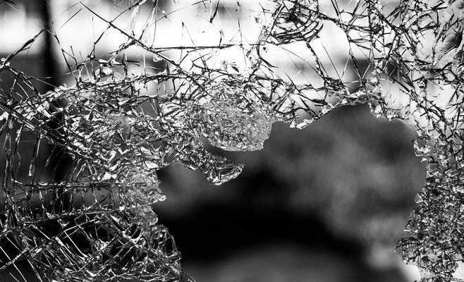 На улице K letišti в Праге столкнулись два автобуса