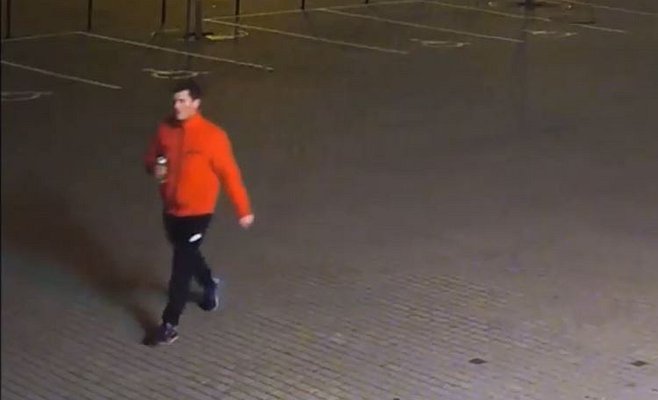 Видео: Разыскивается иностранец, изнасиловавший в Праге женщину