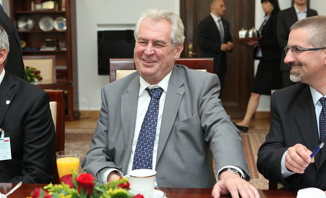 Президент Чехии назвал Турцию союзником террористов