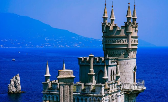 Законное право или дискриминация? Отель в Чехии отказался заселять россиян из-за «аннексии Крыма»