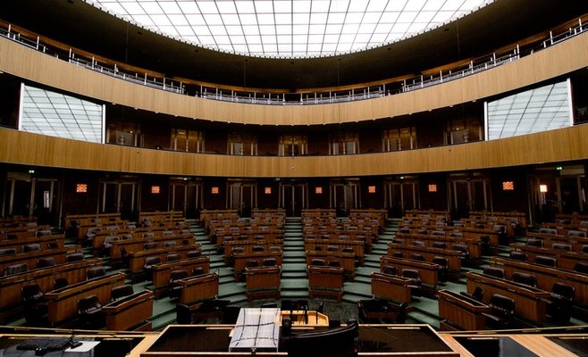 Глава Сената Чехии считает роспуск украинской рады радикальным решением