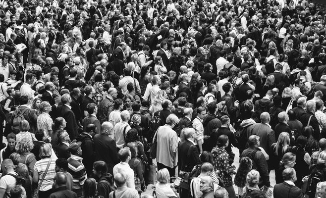 По мнению Земана, демонстрации против премьер-министра не имеют смысла