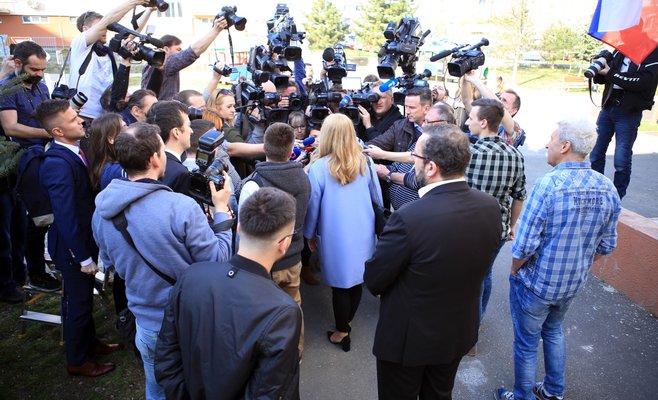 В Прагу с официальным визитом прибыла Чапутова