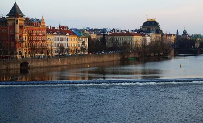Никакого шума: на набережных Праги вступили в силу новые правила