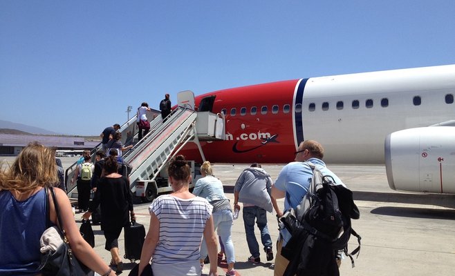 Количество пассажиров в пражском аэропорту возросло, большинство из них летит в Лондон