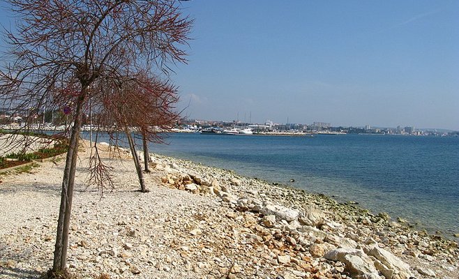 В понедельник на одном из пляжей Хорватии скончался чешский турист