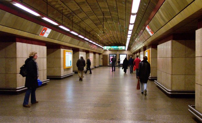 Прага рассмотрит вопрос о строительстве нового выхода со станции метро «Староместска»