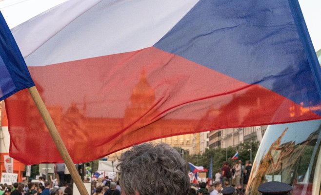 В Праге прошел марш  в поддержку семьи