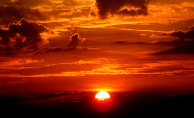 А вы знаете истинную причину красивого ярко-алого заката?