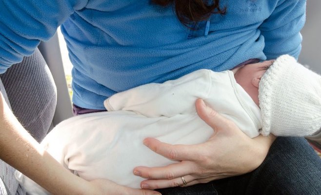 Министр здравоохранения Адам Войтех выступил в поддержку грудного вскармливания