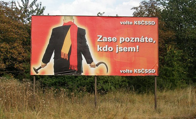 Как чехи относятся к политическим партиям?