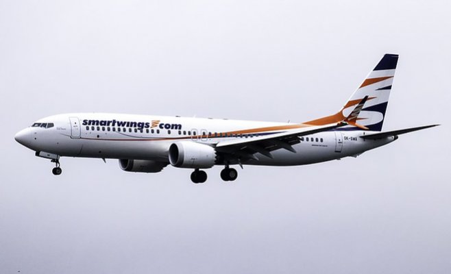 Отпуск за свой счет или увольнение. Что выберут пилоты авиакомпании Smartwings?