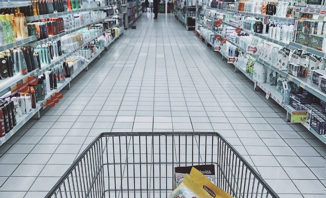 Чехи пожертвовали рекордное количество еды в осеннем продовольственном сборе