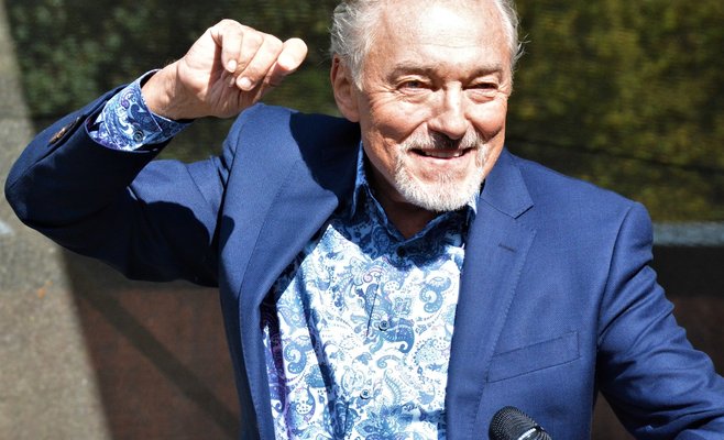 Могила Карела Готта завершена. Ивана Готт рассказала, как ее можно найти