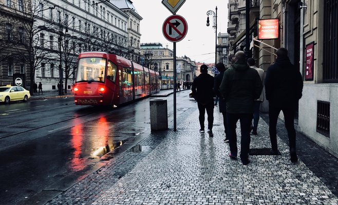 Почти одна шестая часть чехов страдает от уличного шума