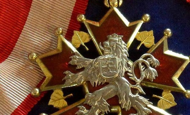 Карела Готта посмертно наградят орденом Белого льва первой степени