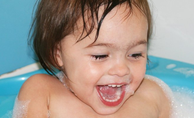 Чем опасны детские гели для душа и пены для ванны? Журнал dTest провел тестирование самых популярных косметических продуктов