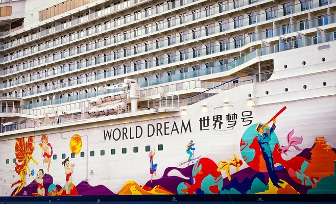 Еще 2 лайнера были отправлены на карантин