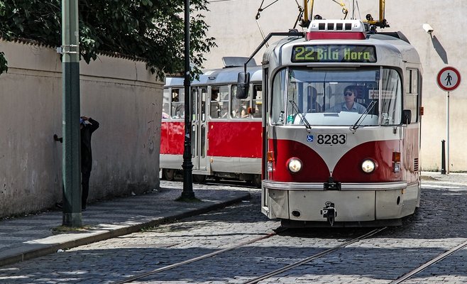 В связи с эпидемией гриппа пражские трамваи будут дезинфицировать озоном