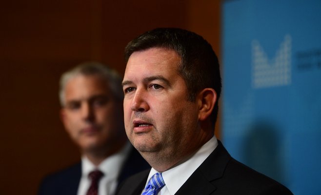 Министр внутренних дел Чехии Ян Хамачек предложил объявить чрезвычайную ситуацию